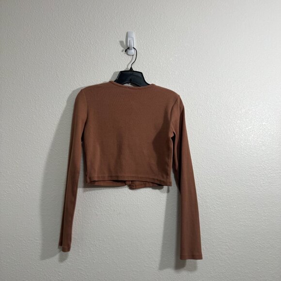 ZARA Brown Cropped Sweater Button Cardigan Size Medium Ribbed - Picture 2 of 6
